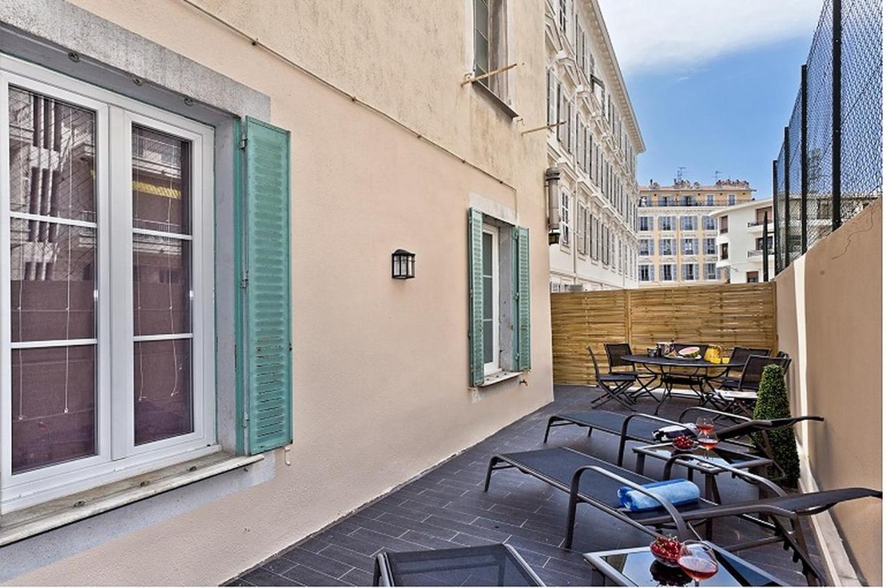 Sunlight Properties - AmourViolette - Central apartment w RARE terrace Nizza Exterior foto